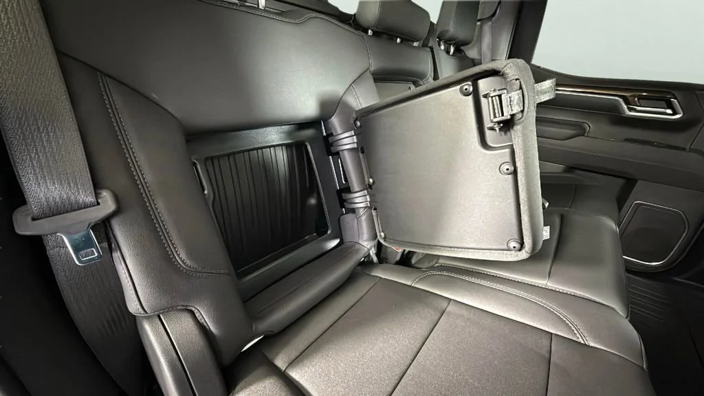 Certified Used 2026 Summit White GMC Elevation image 30