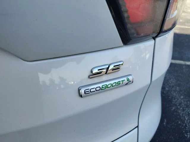 Used 2017 White Ford SE image 27