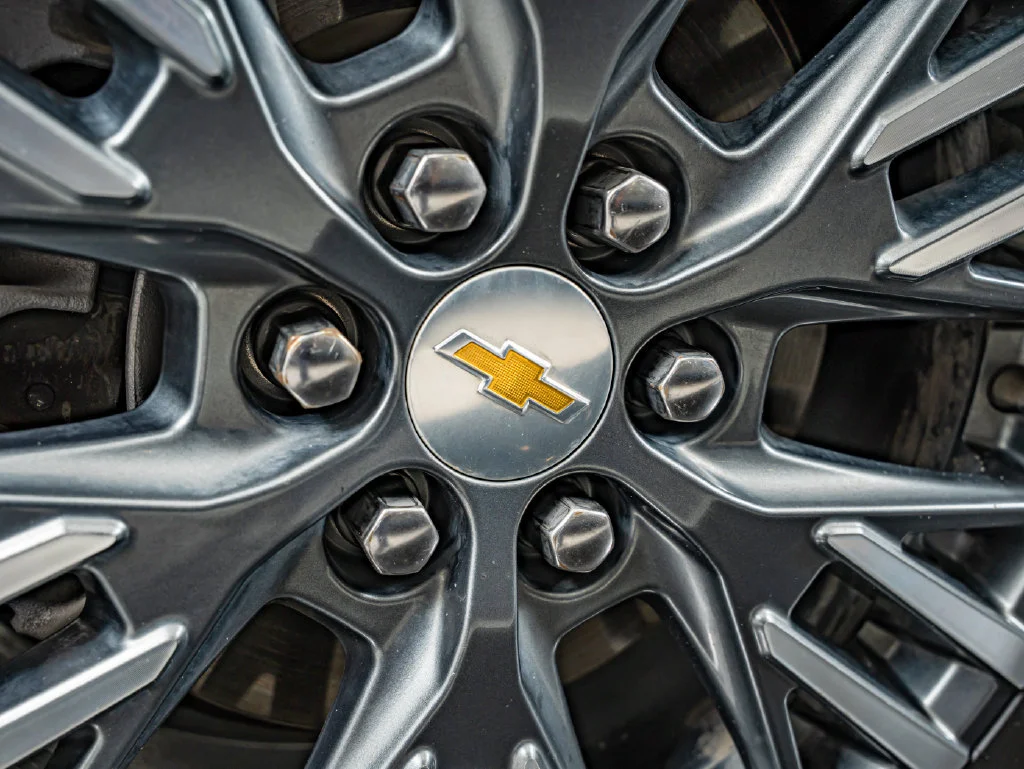 Used 2024 Summit White Chevrolet LS image 11