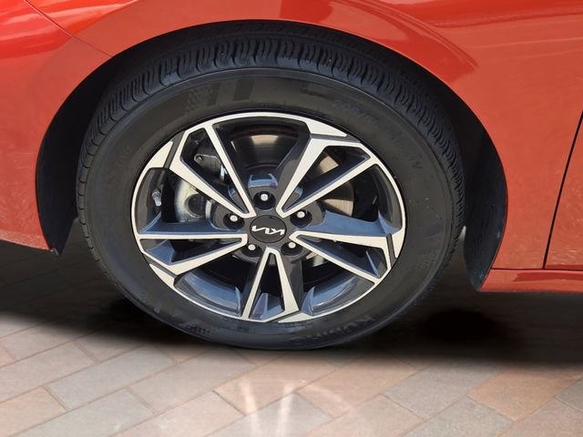 Certified Used 2024 Red Kia LXS image 20