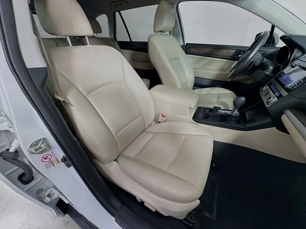 Used 2017 White Subaru 3.6R image 34