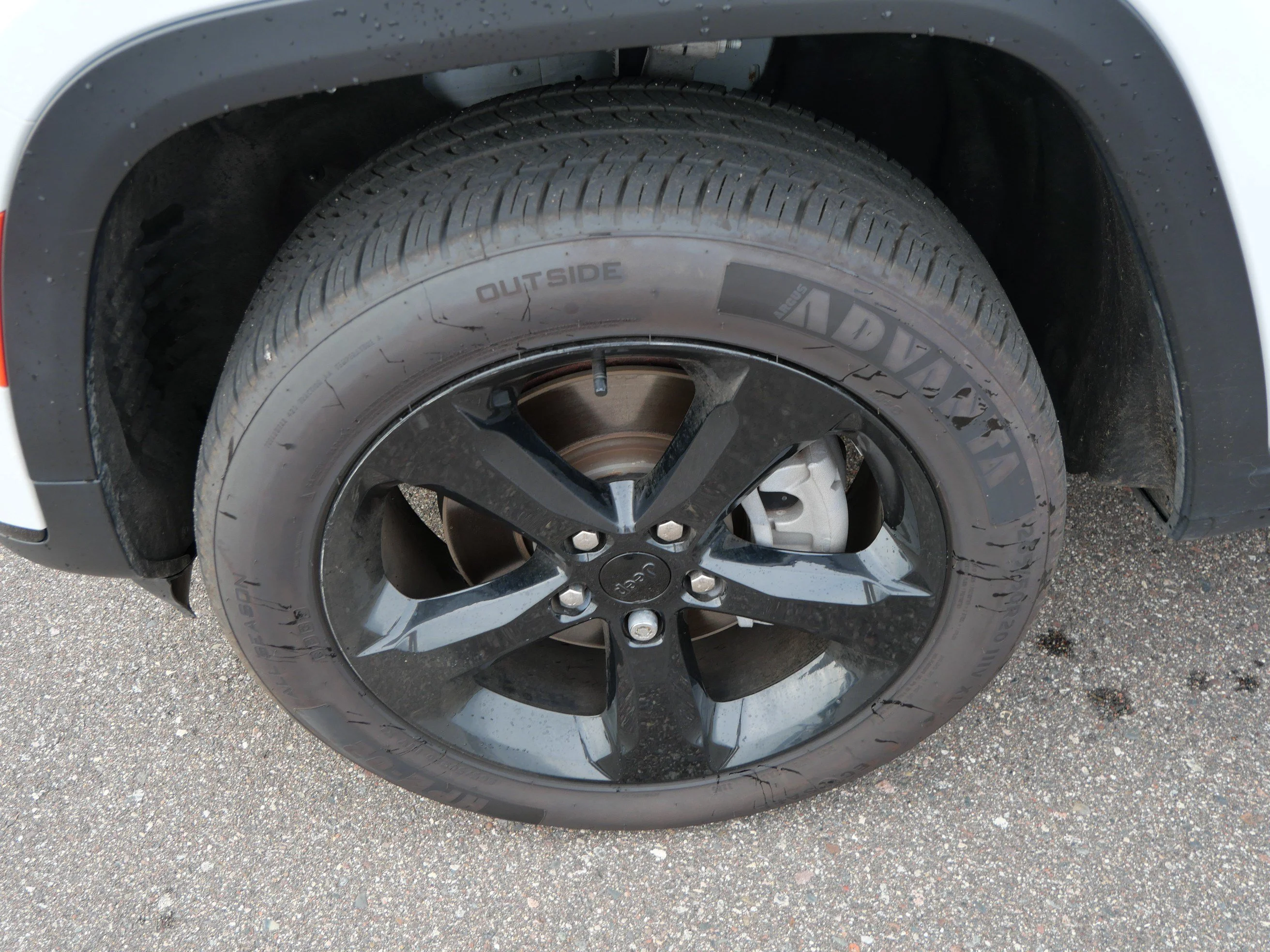 Used 2023 Bright White Clearcoat Jeep Limited image 16