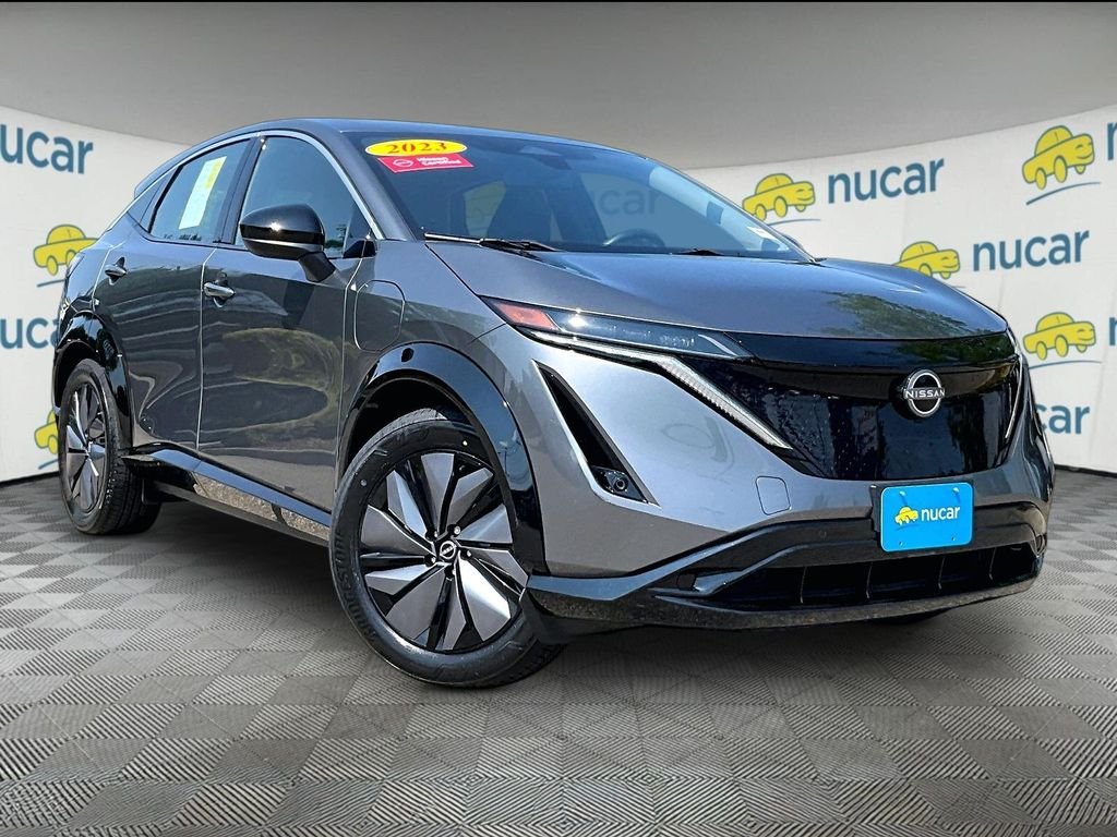 Used 2023 Gray Nissan ENGAGE image 1