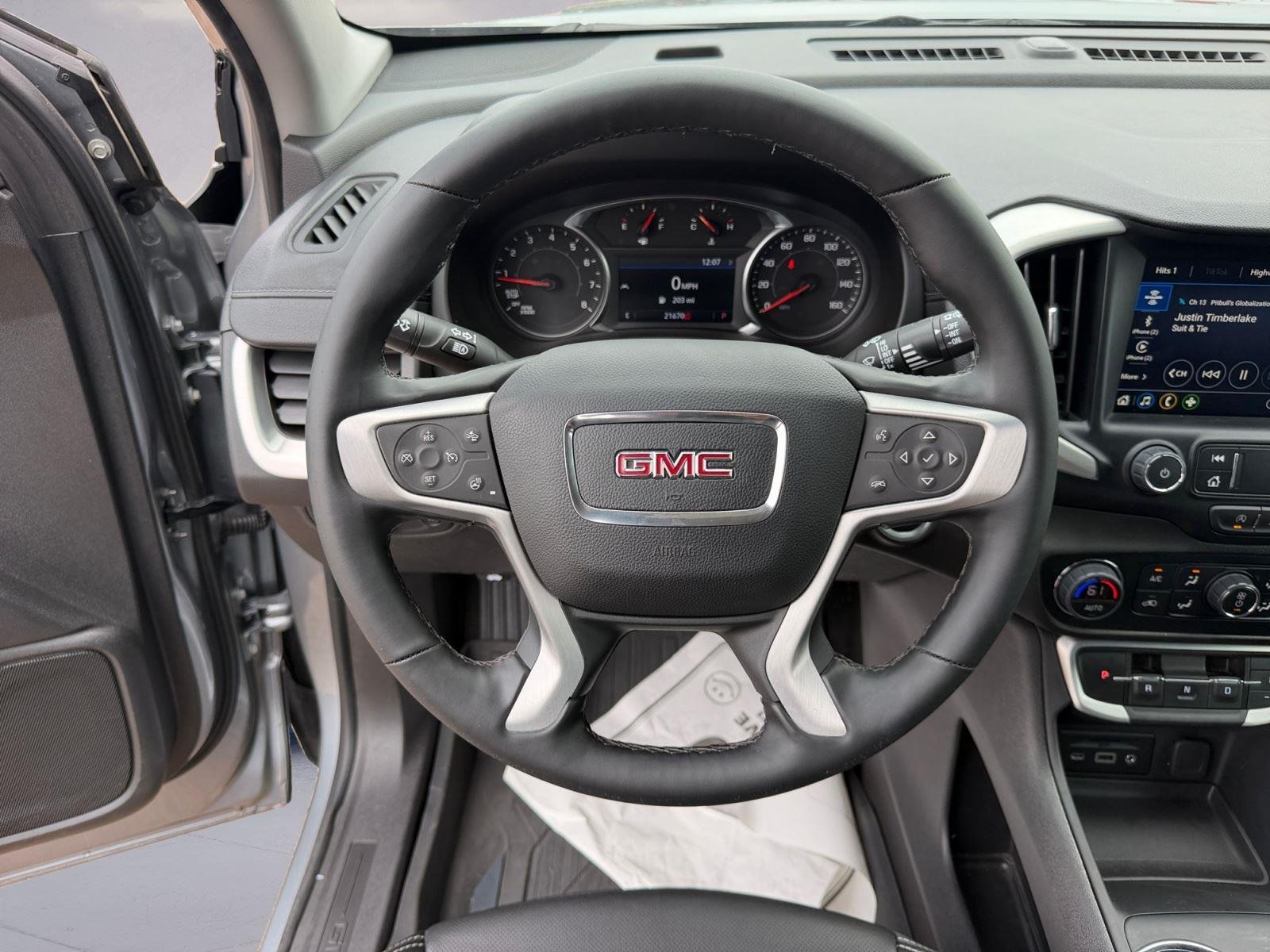 2024 GMC Terrain SLT - Photo 12