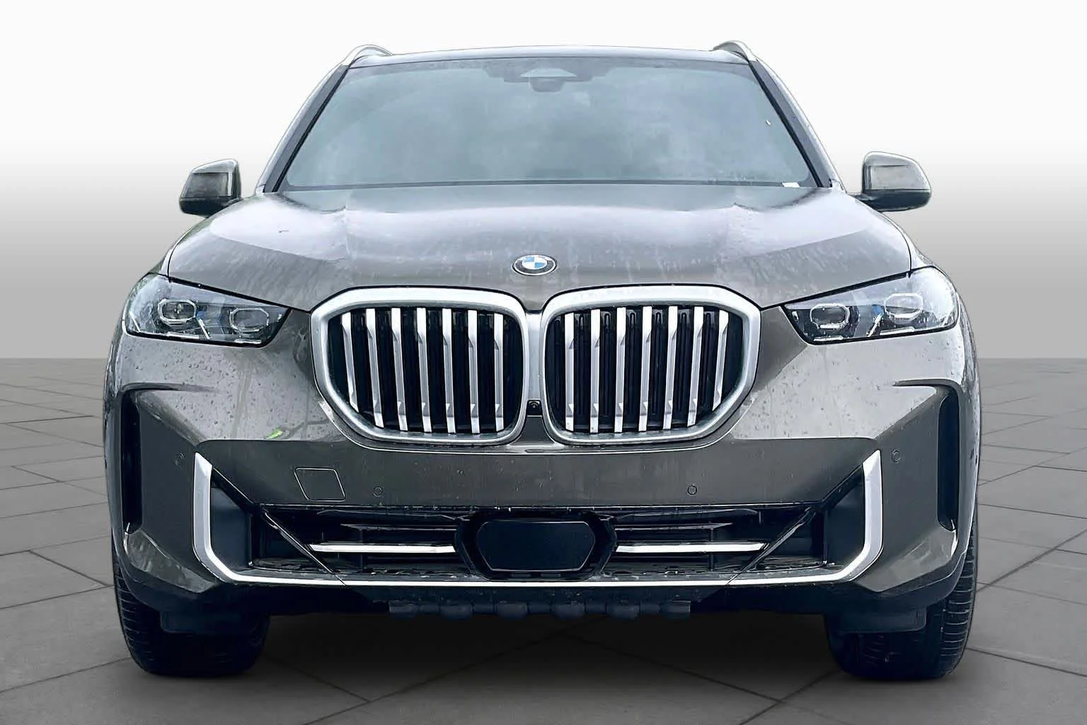 Used 2026 Manhattan Green Metallic BMW xDrive40i image 3