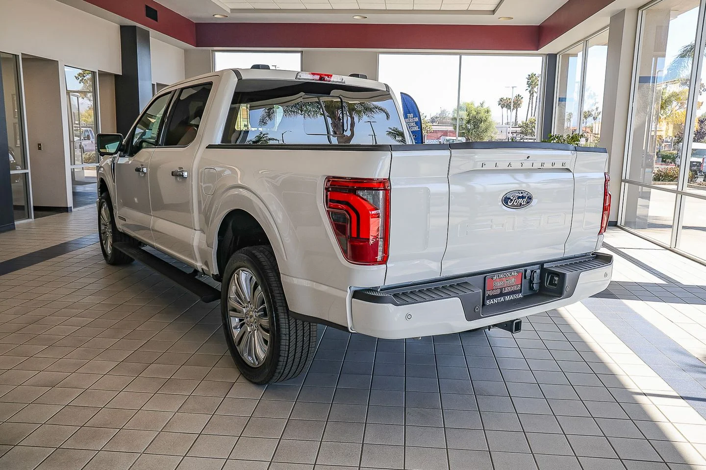 New 2026 Star White Metallic Tri-Coat Ford Platinum® image 8