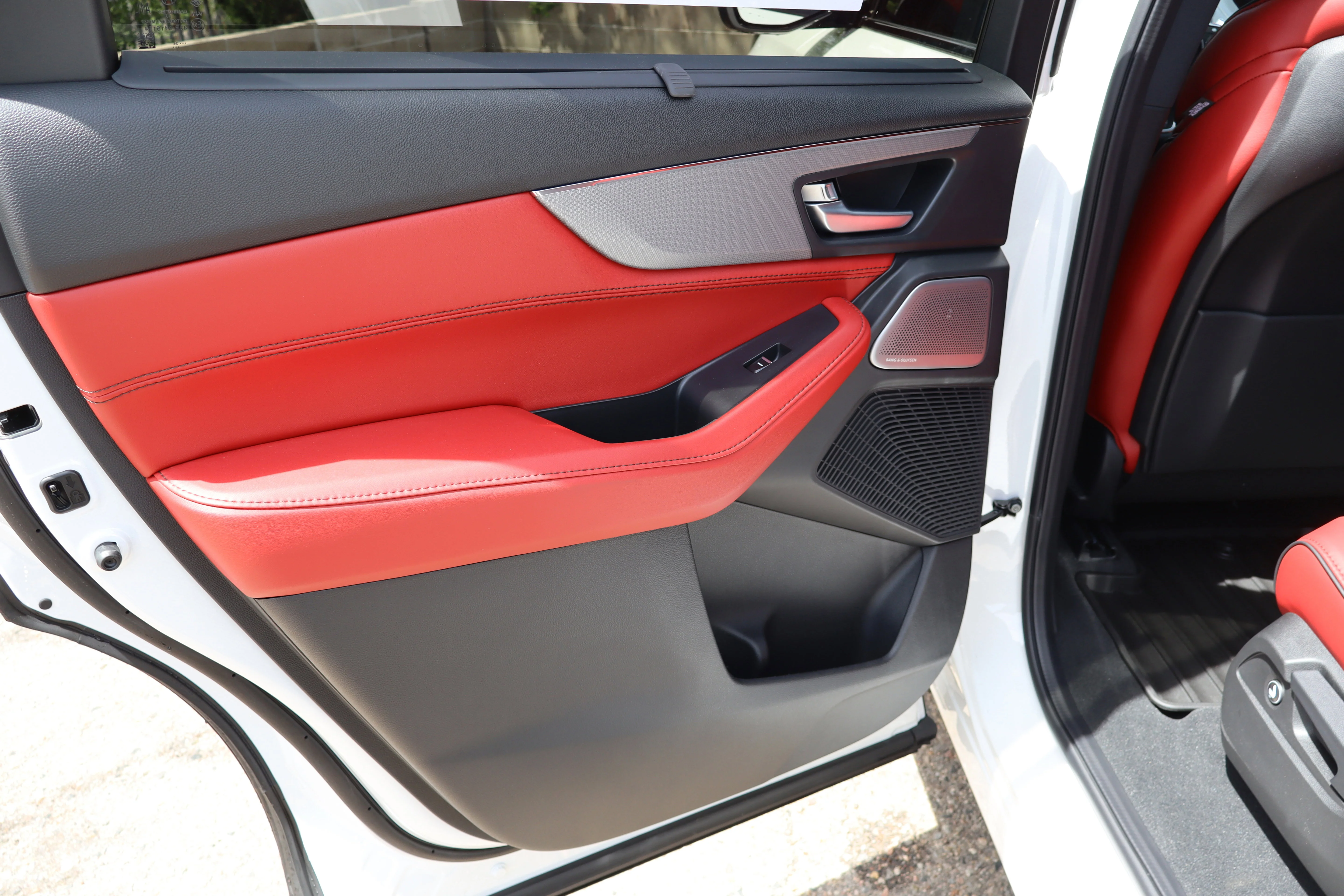 New 2026 Platinum White Pearl Acura w/A-Spec Package image 28