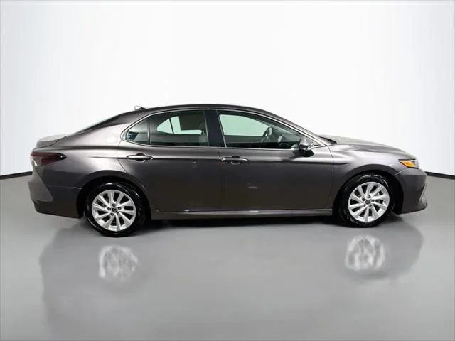 Certified Used 2022 PREDAWN GRAY MICA Toyota  image 8