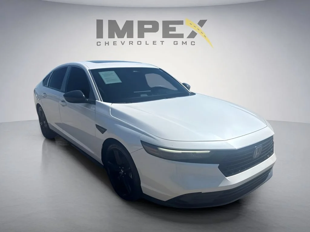 Used 2023 White Honda Sport-L image 7