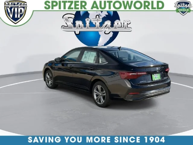 Certified Used 2024  Volkswagen 1.5T SE image 11
