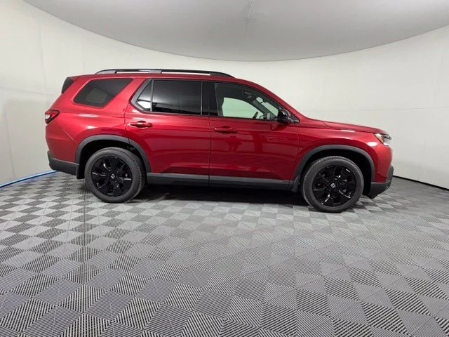 New 2026 Radiant Red Metallic II Honda AWD Black Edition image 8