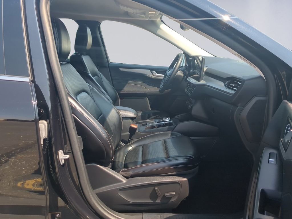 Used 2024 Black Ford Platinum image 19