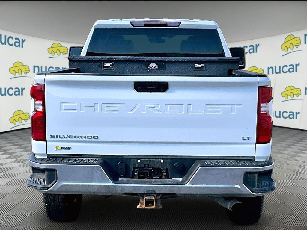 Used 2022 Summit White Chevrolet LT image 5