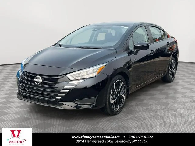 2025 Nissan Versa 1.6 SR