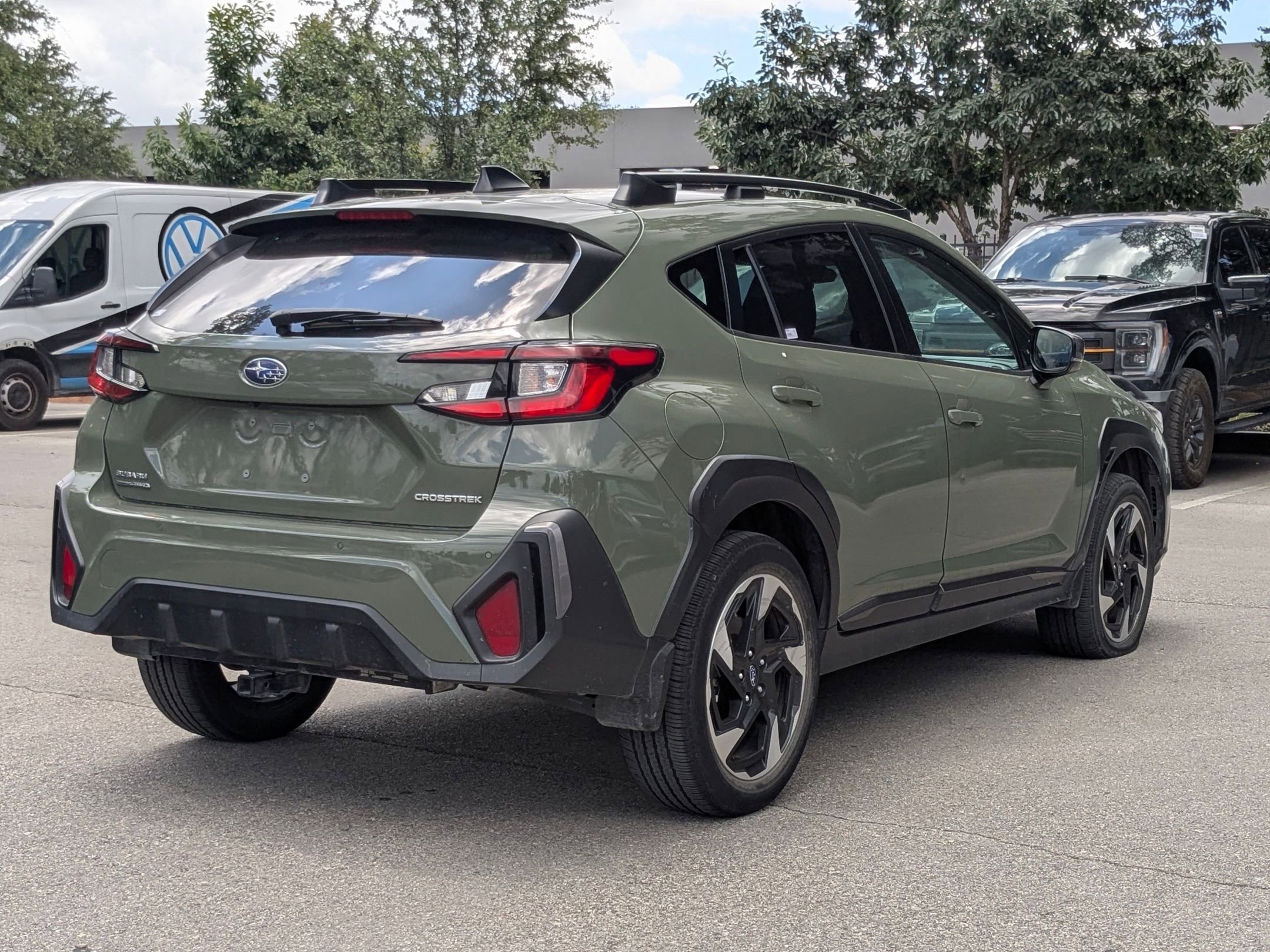 Used 2024 Alpine Green Subaru Limited image 3
