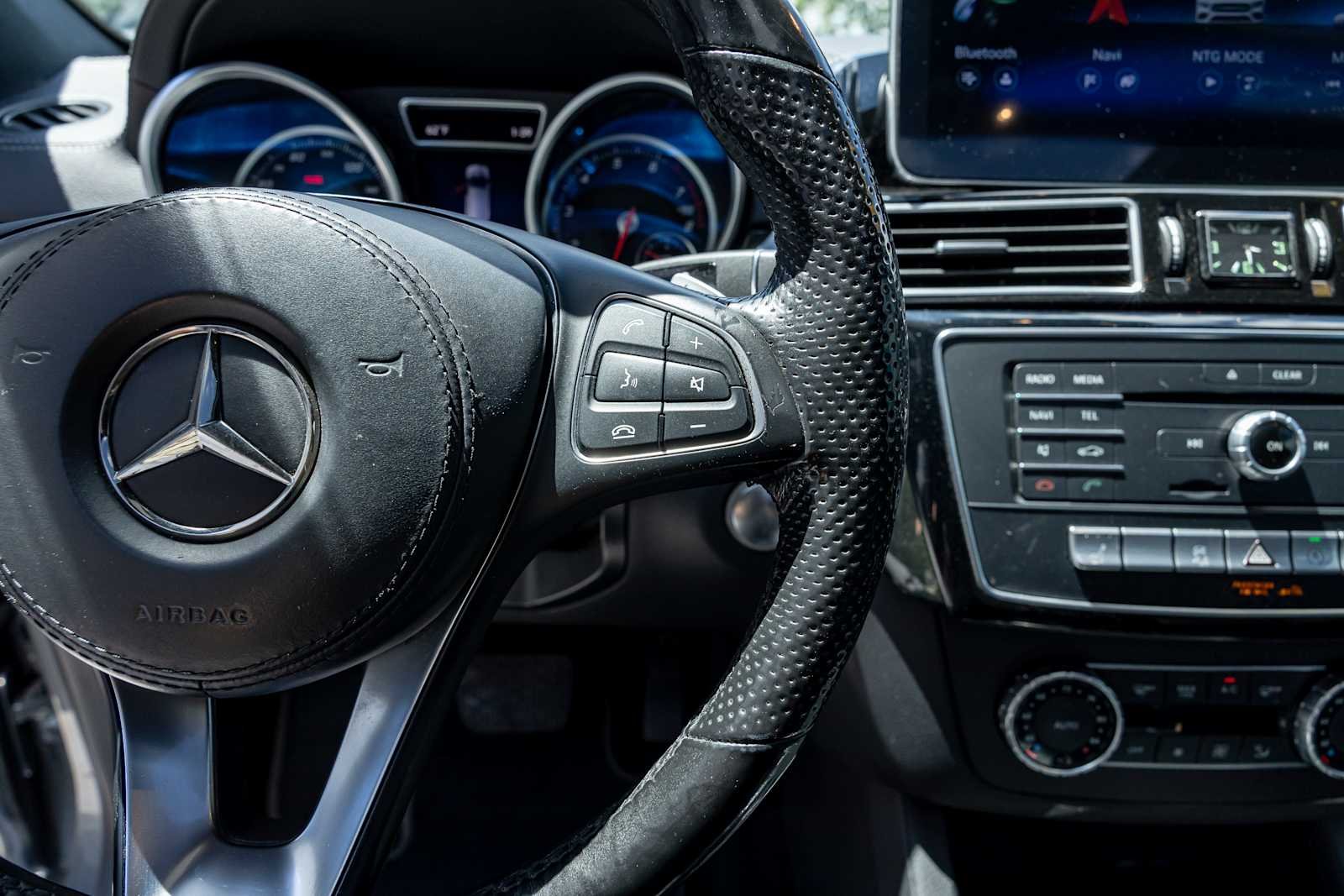 Used 2019 Selenite Grey Metallic Mercedes-Benz GLS 450 image 16