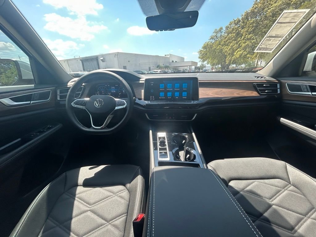 2026 Volkswagen Atlas SE w/Tech - Photo 10