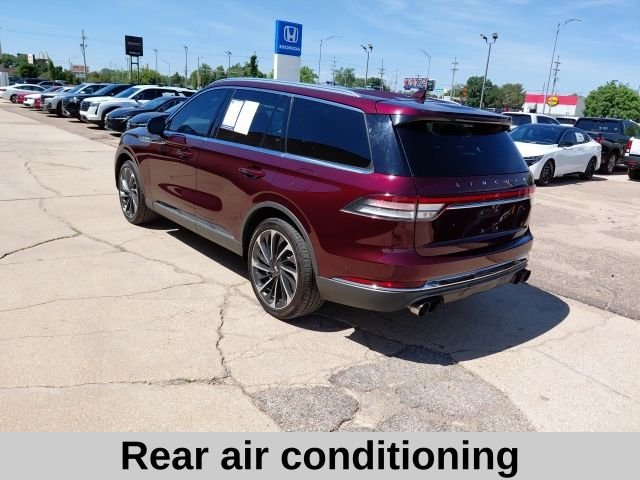 Used 2020 Burgundy Lincoln Reserve image 7