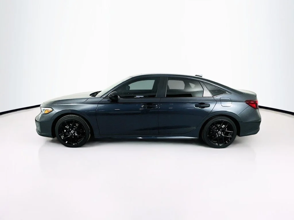 New 2027 Meteorite Gray Metallic Honda Hybrid image 5