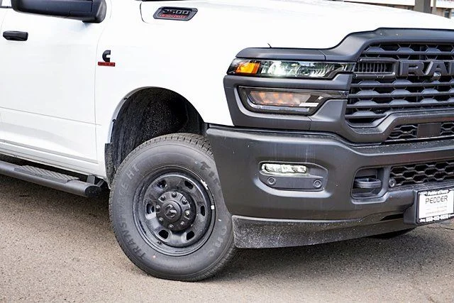 New 2026 Bright White Clearcoat RAM Tradesman image 4