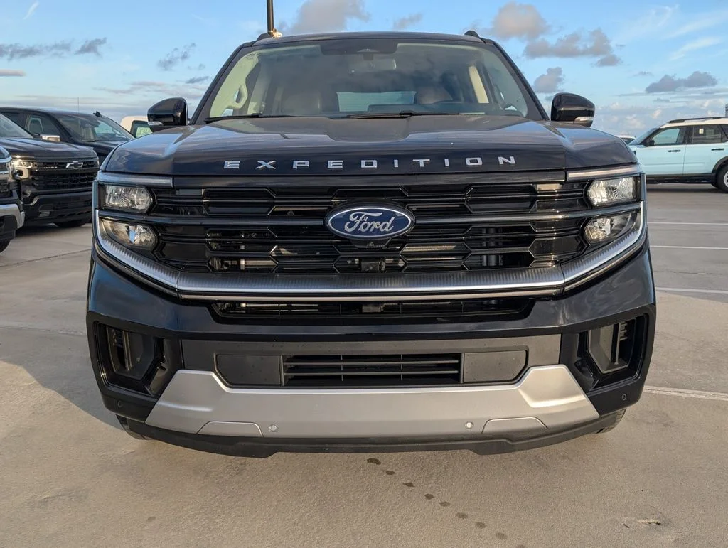 New 2025 Agate Black Metallic Ford Platinum® image 2