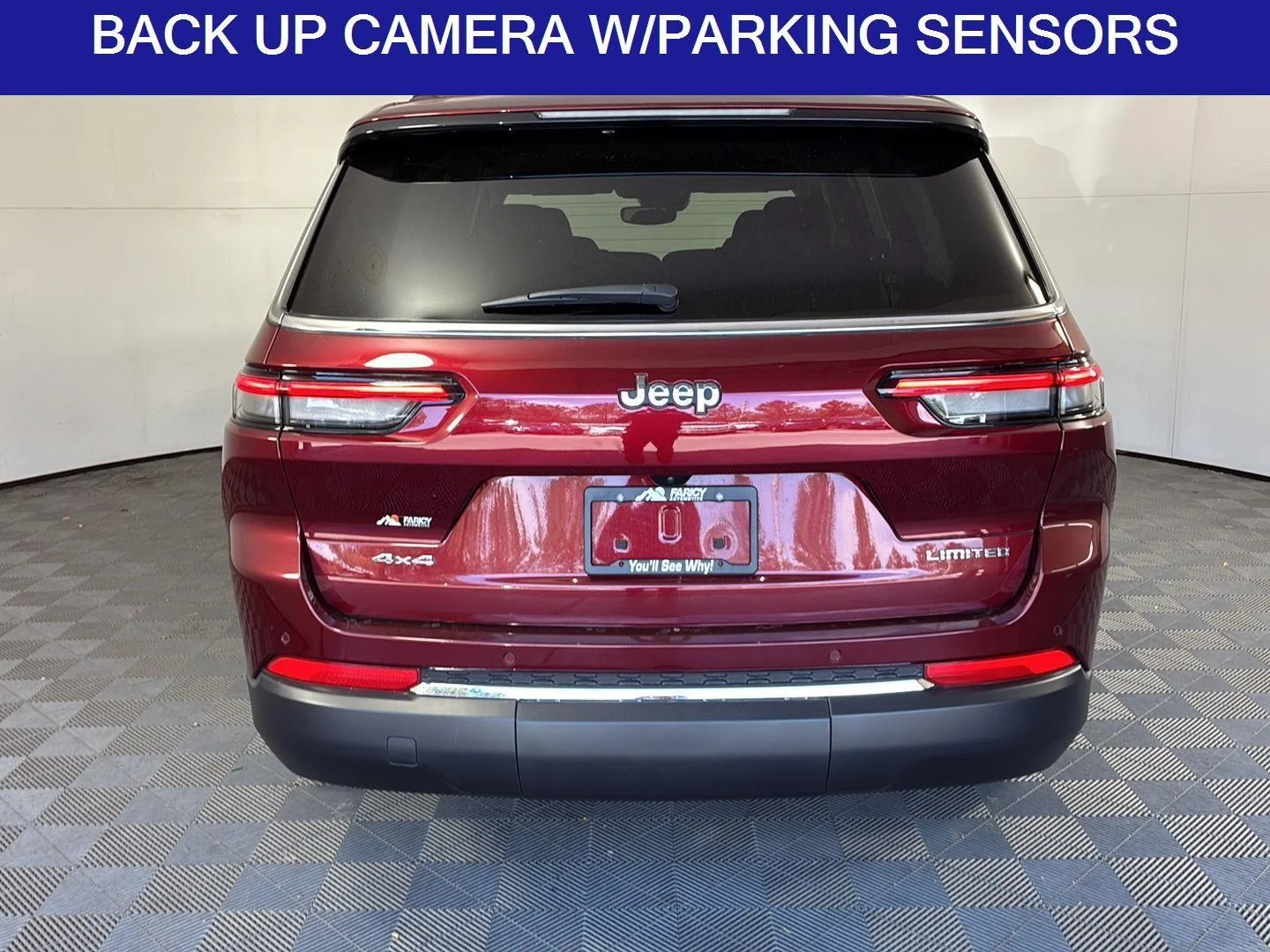 Used 2023 Velvet Red Pearlcoat Jeep Limited image 5