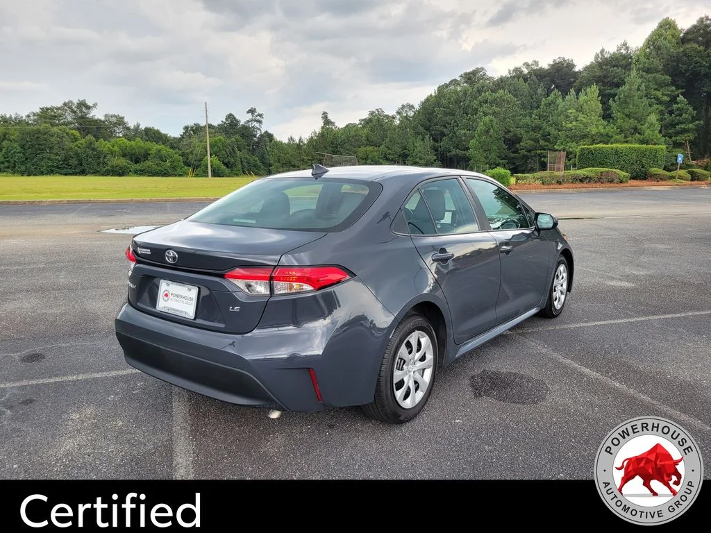 Used 2024  Toyota LE image 5