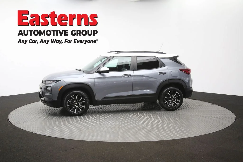 Used 2021 Gray Chevrolet ACTIV image 58