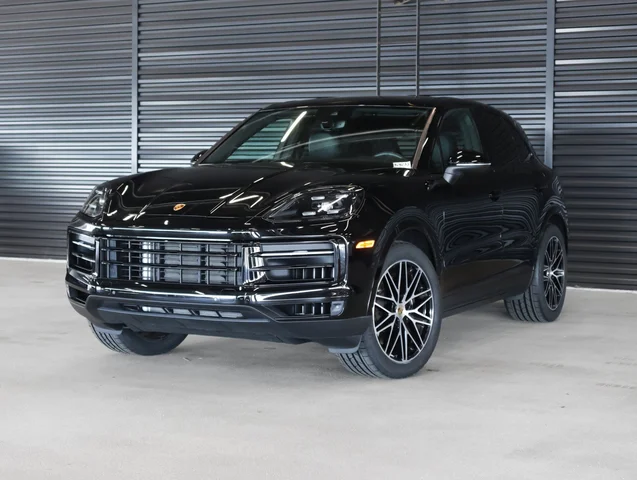 Certified Pre-Owned 2024 Porsche Cayenne With Navigation & AWD
