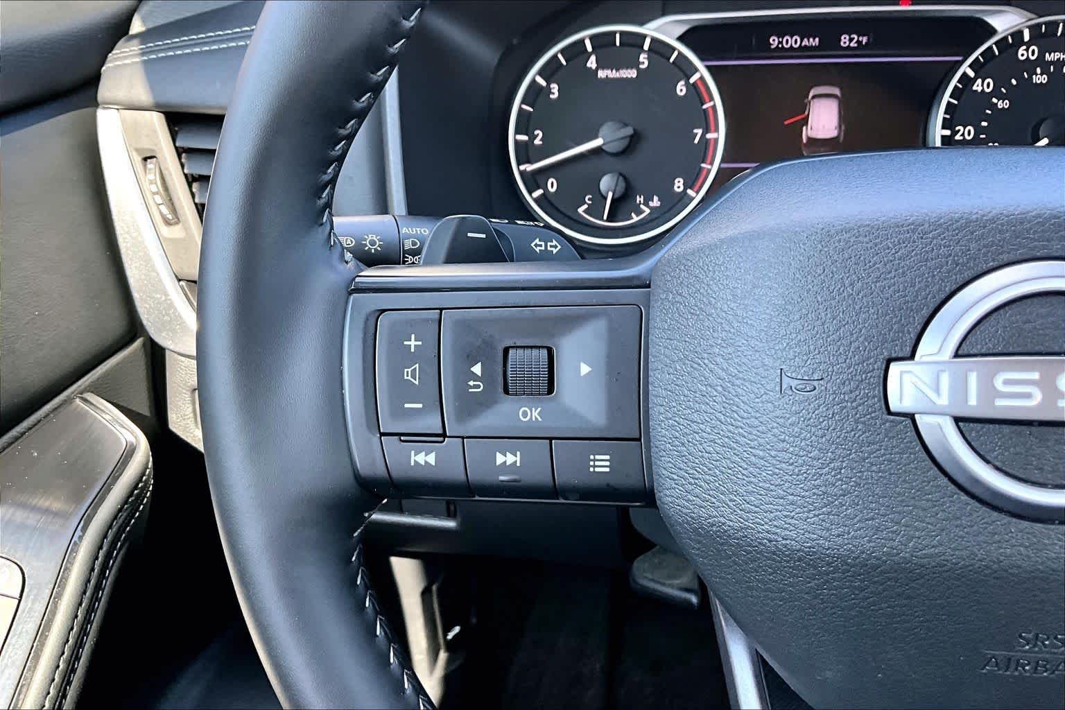 Used 2025 Scarlet Ember Tintcoat Nissan SV image 22