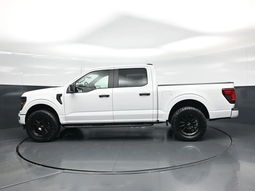 New 2026 Oxford White Ford STX image 21
