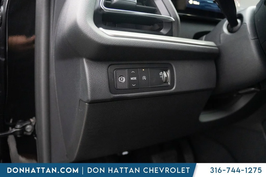 2027 Chevrolet Traverse LT - Photo 18