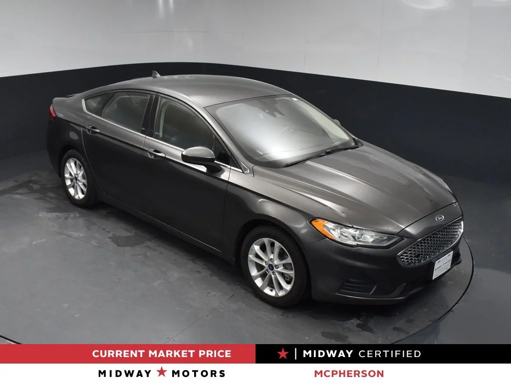 2019 Ford Fusion SE FWD's photo