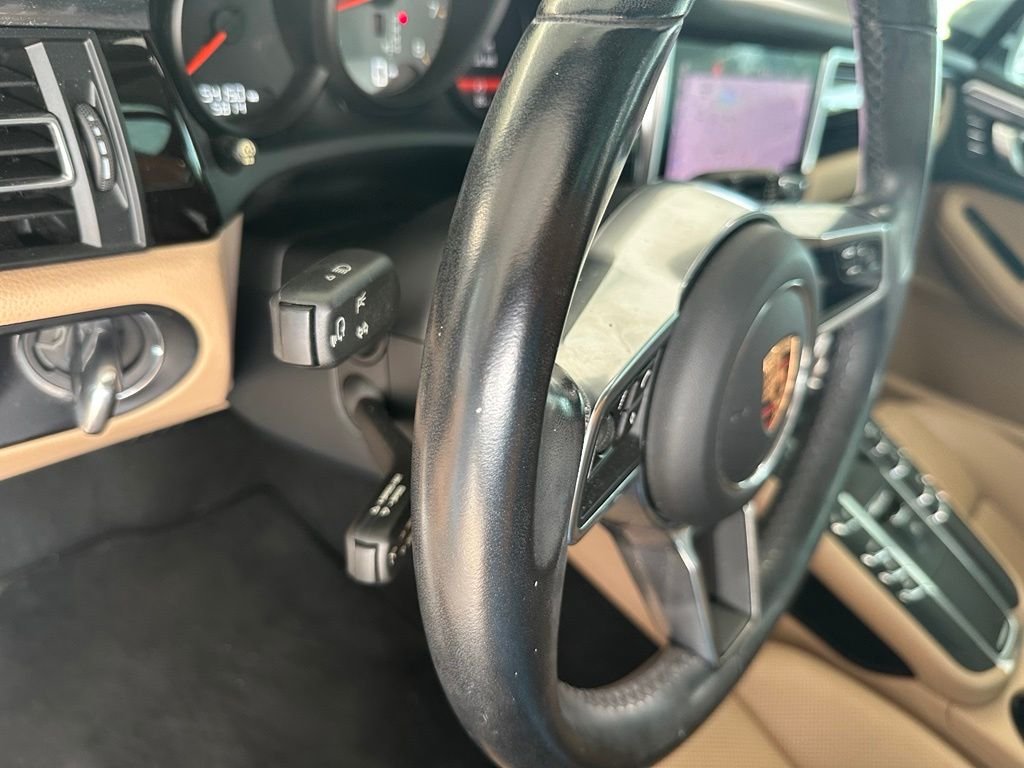 Used 2020  Porsche S image 20