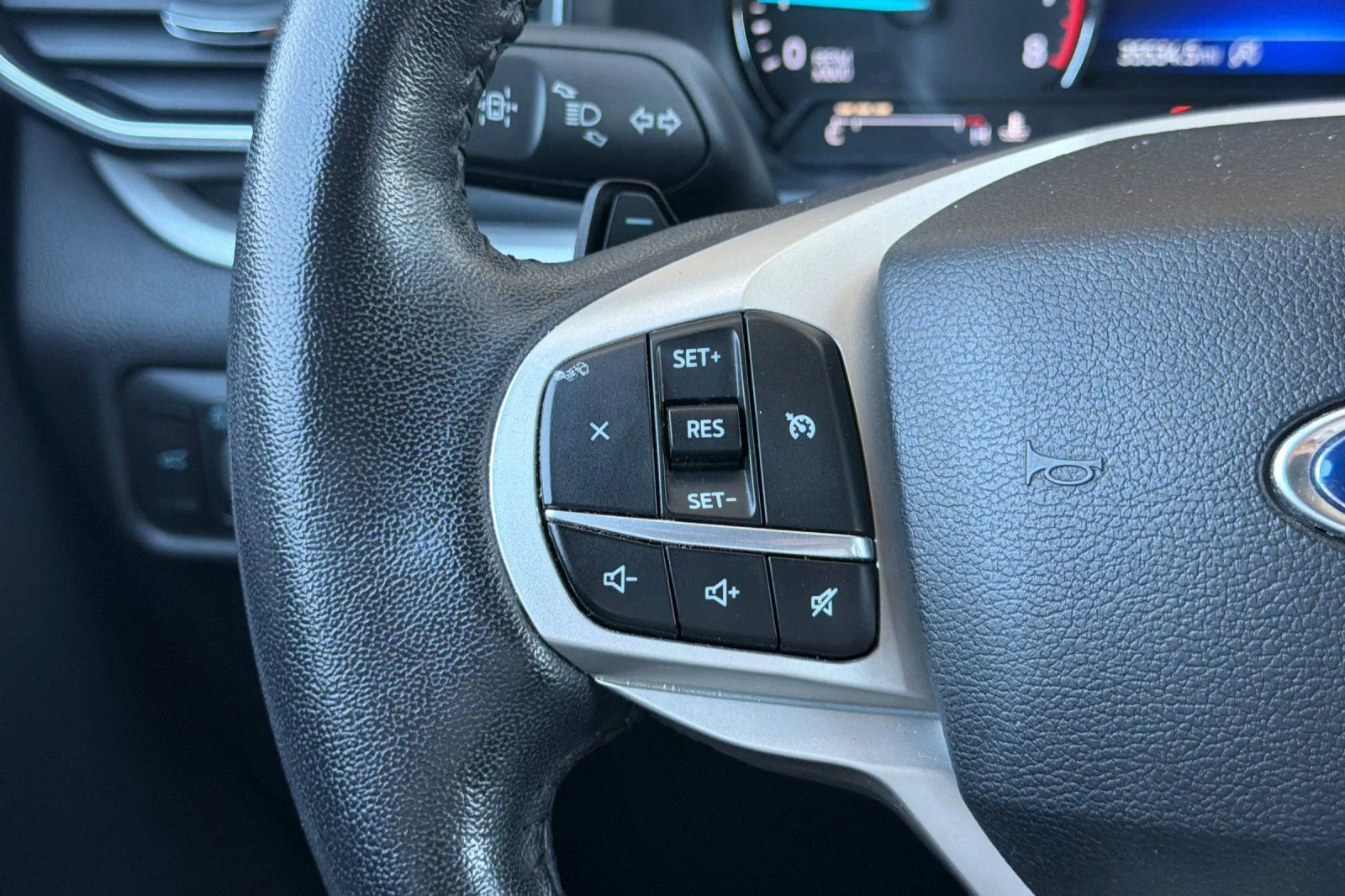 Used 2020 White Ford XLT image 31