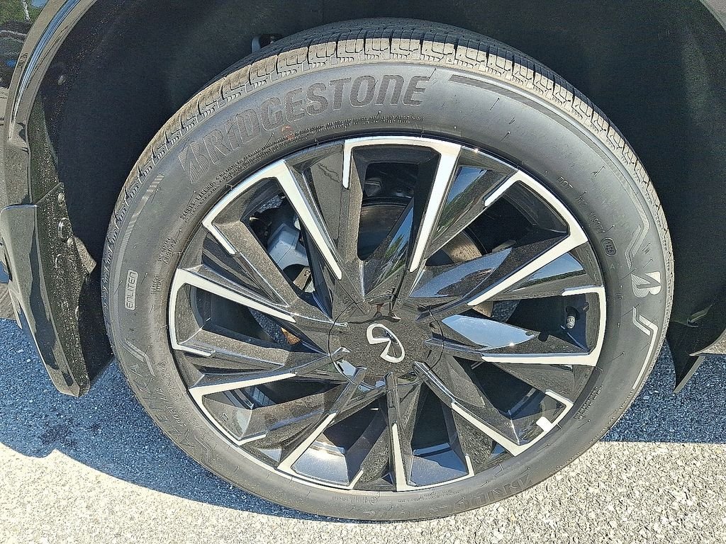 New 2027 Black INFINITI AUTOGRAPH image 5