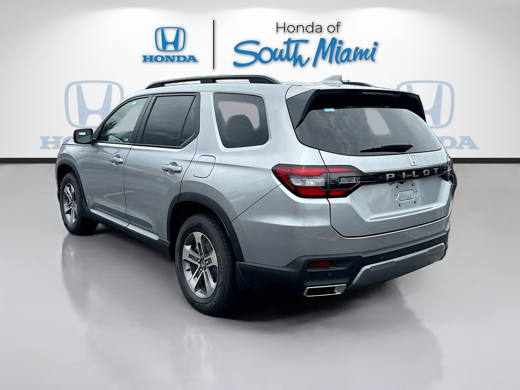 New 2026 Solar Silver Metallic Honda EX-L image 5