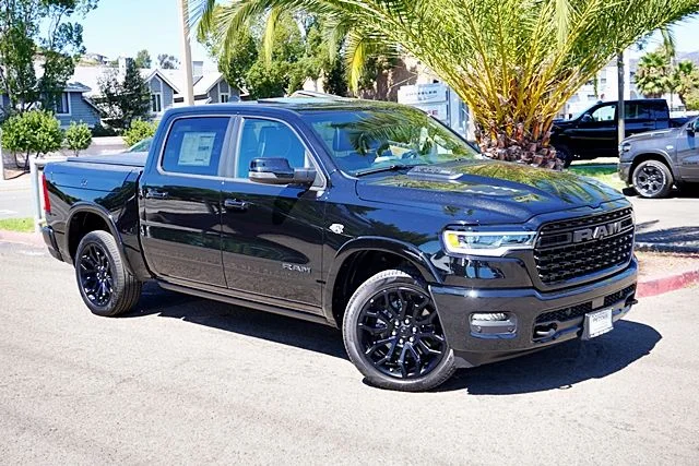 New 2026 Diamond Black Crystal Pearl-Coat Exterior Paint RAM Limited image 3