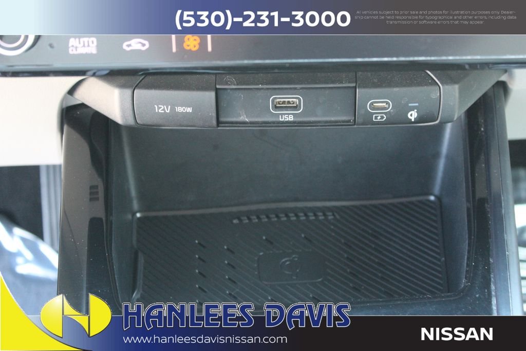 Used 2023 Gray Kia Wind image 23