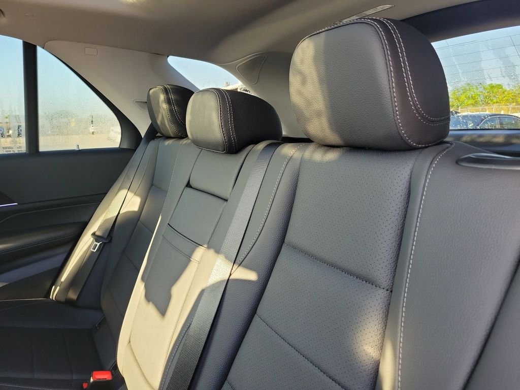 New 2026 Black Mercedes-Benz GLE 450 image 11