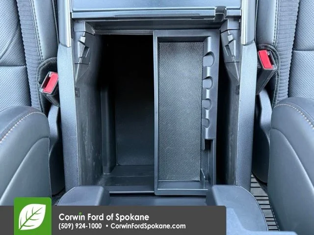 Used 2023 Avalanche Ford Raptor image 32