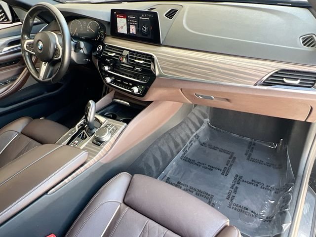 Used 2019 Black BMW 540i image 32