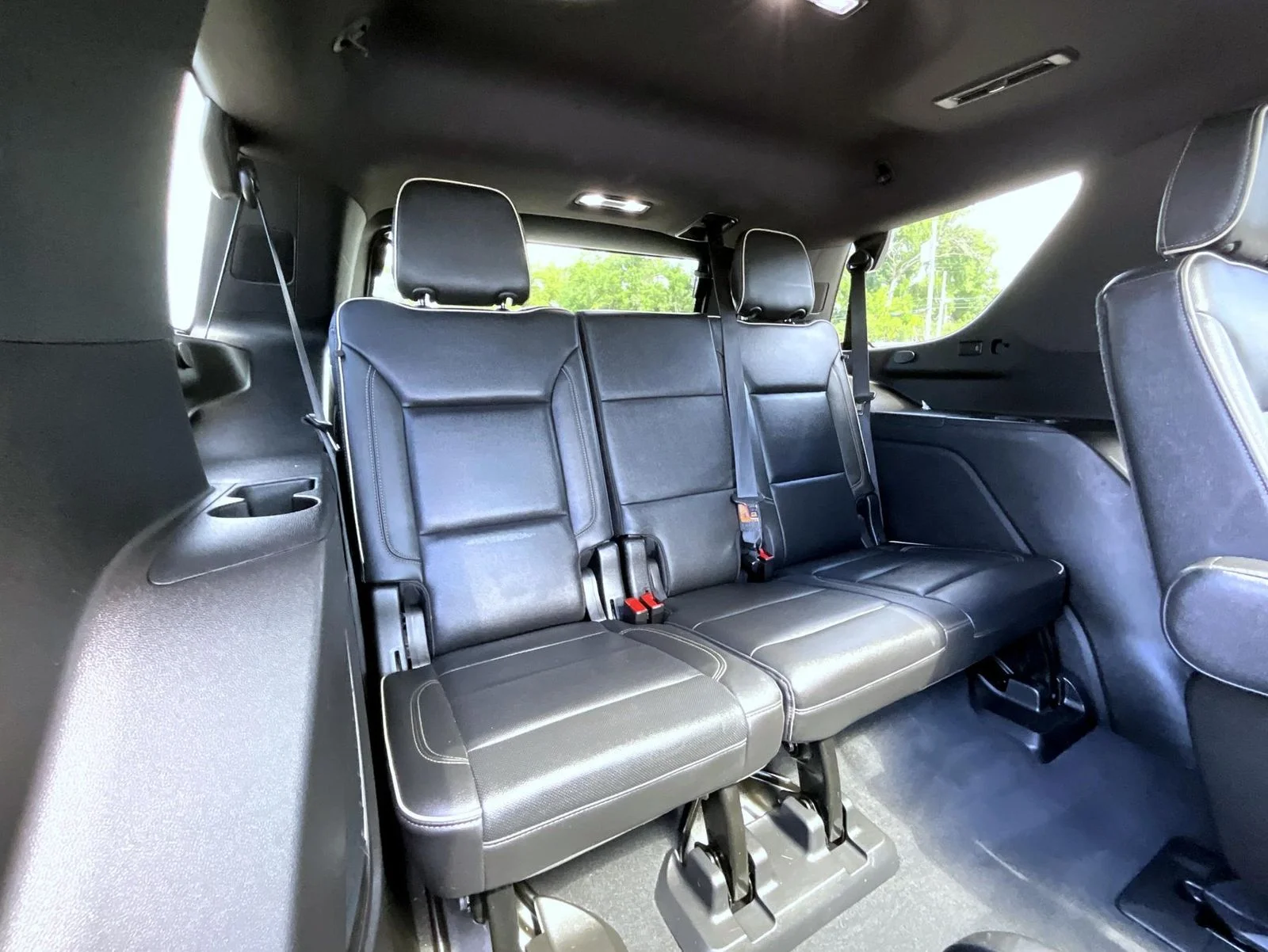 Used 2021 White Chevrolet LT image 23