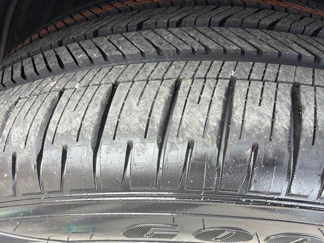 Used 2025 Rhodium White Premium Mazda Premium Plus Package image 9