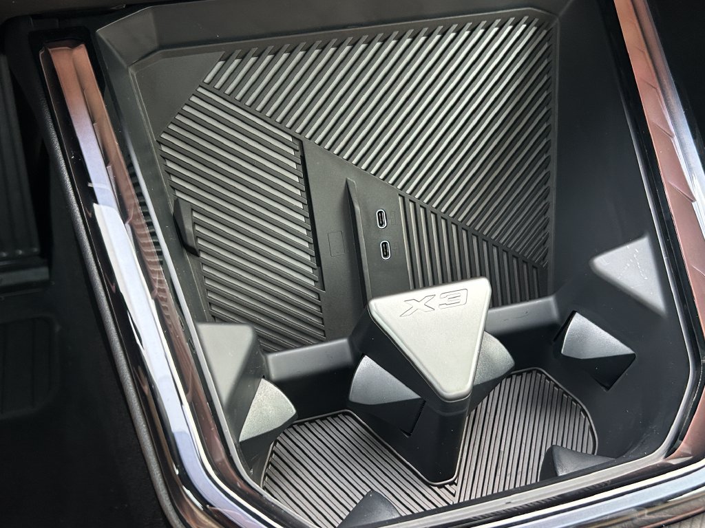 New 2026 Skyscraper Grey Metallic BMW 30 xDrive image 28