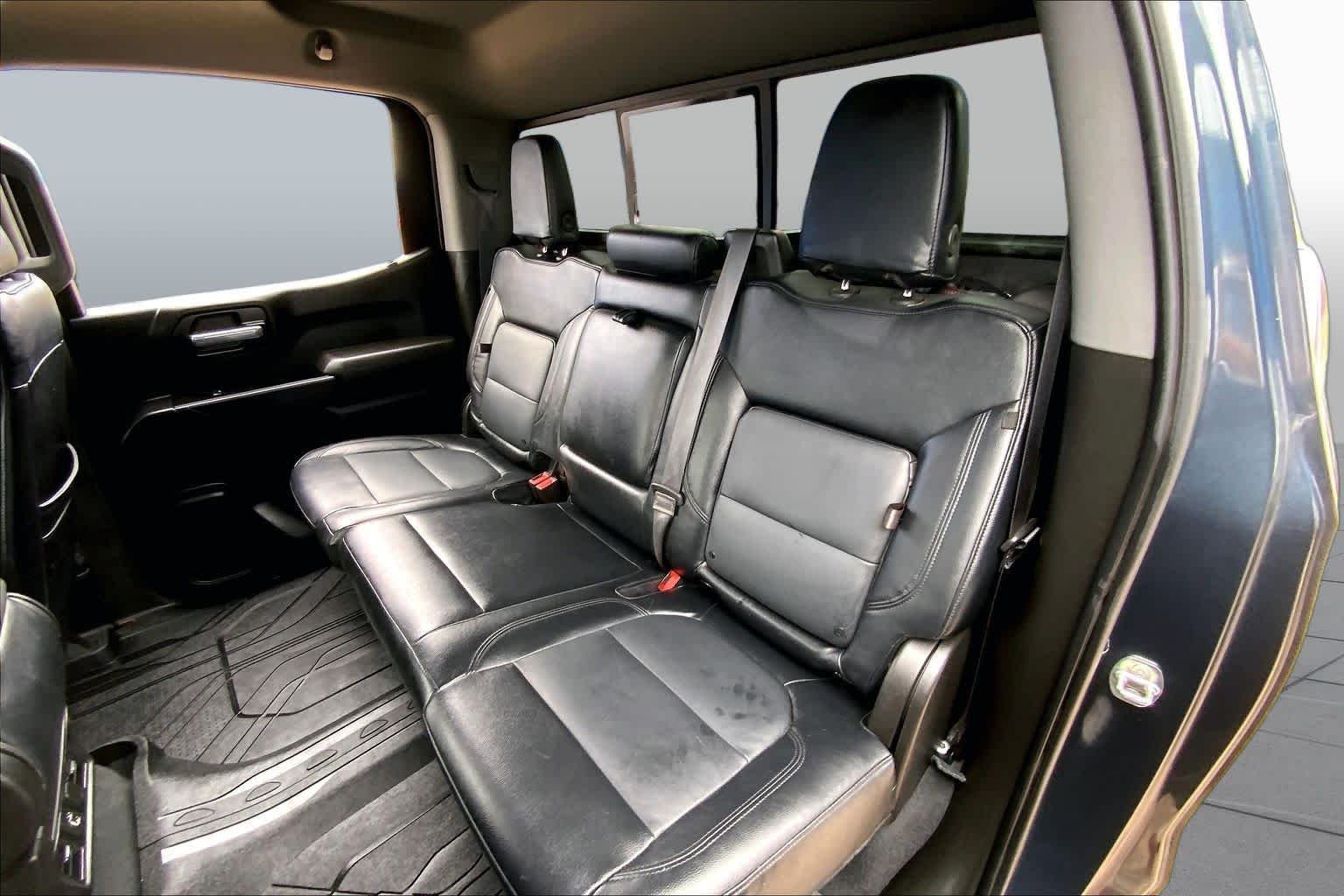 Used 2021 Shadow Gray Metallic Chevrolet LT image 21