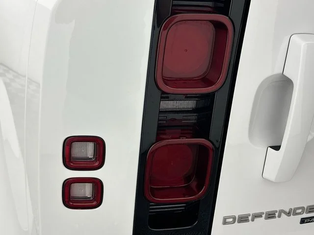 Certified Used 2023 White Land Rover SE image 25