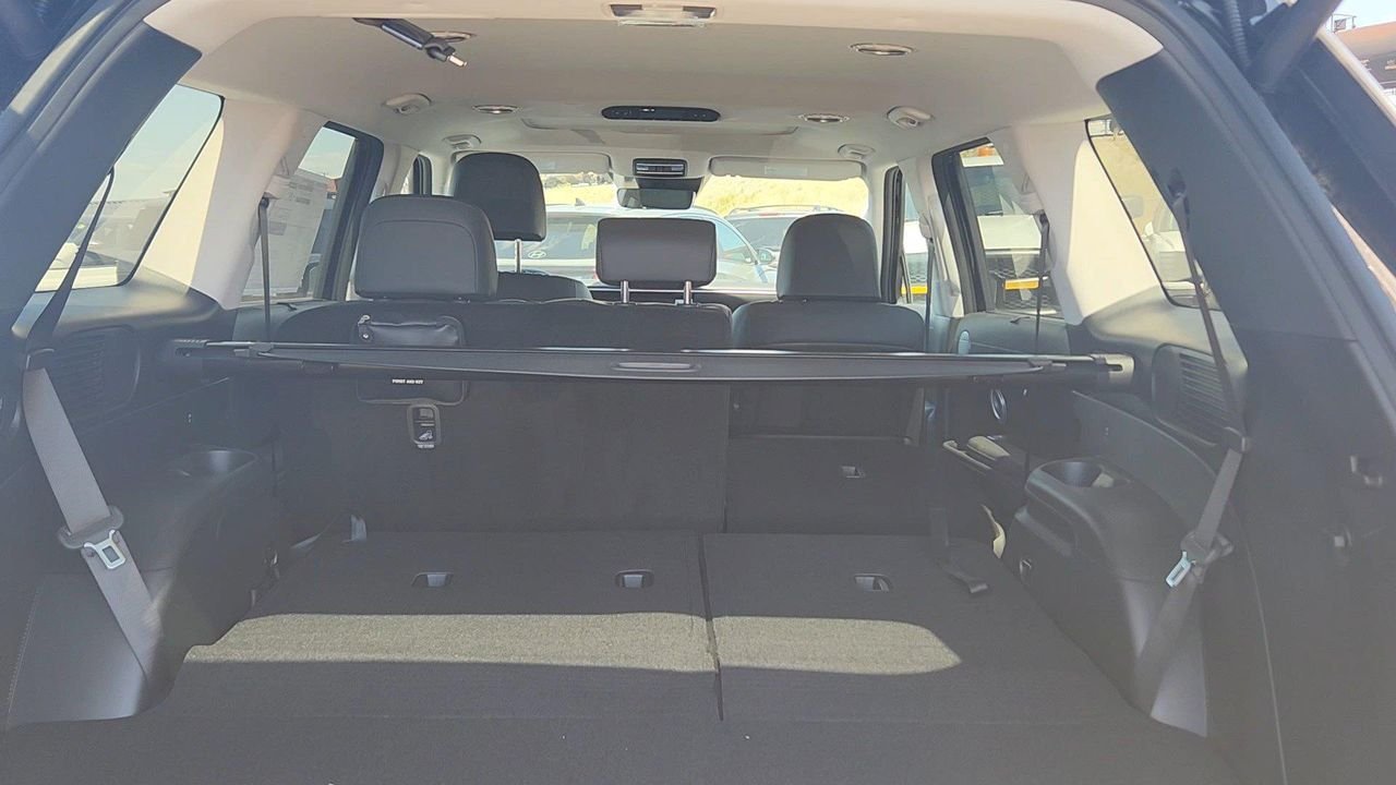 New 2026 Abyss Black Pearl Hyundai SEL Premium 8P image 19