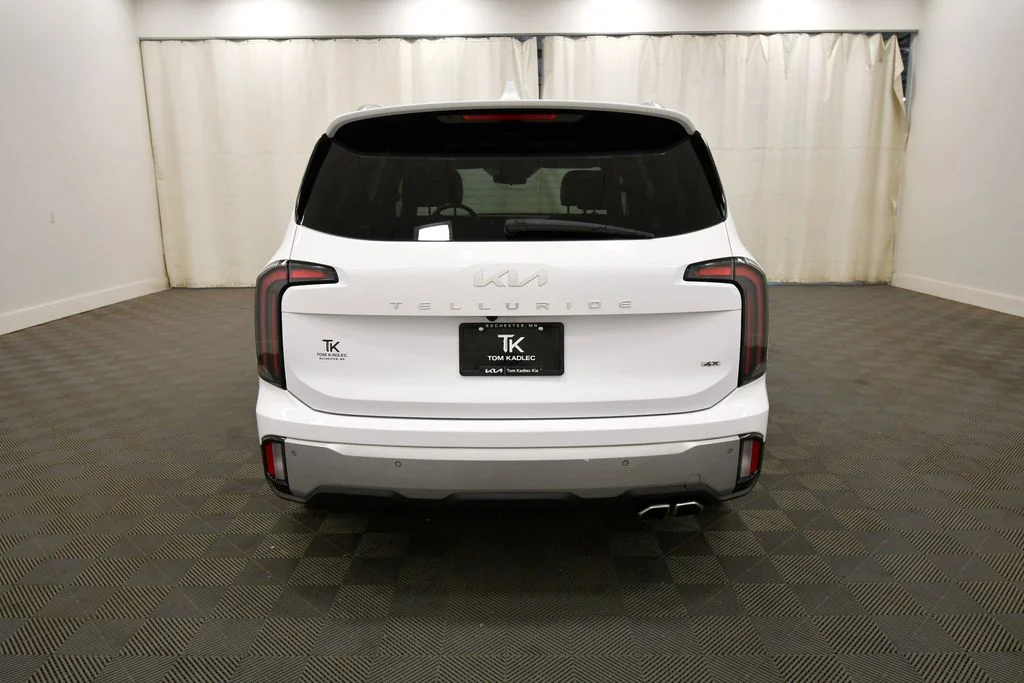 Certified Used 2024 White Kia SX-Prestige image 6