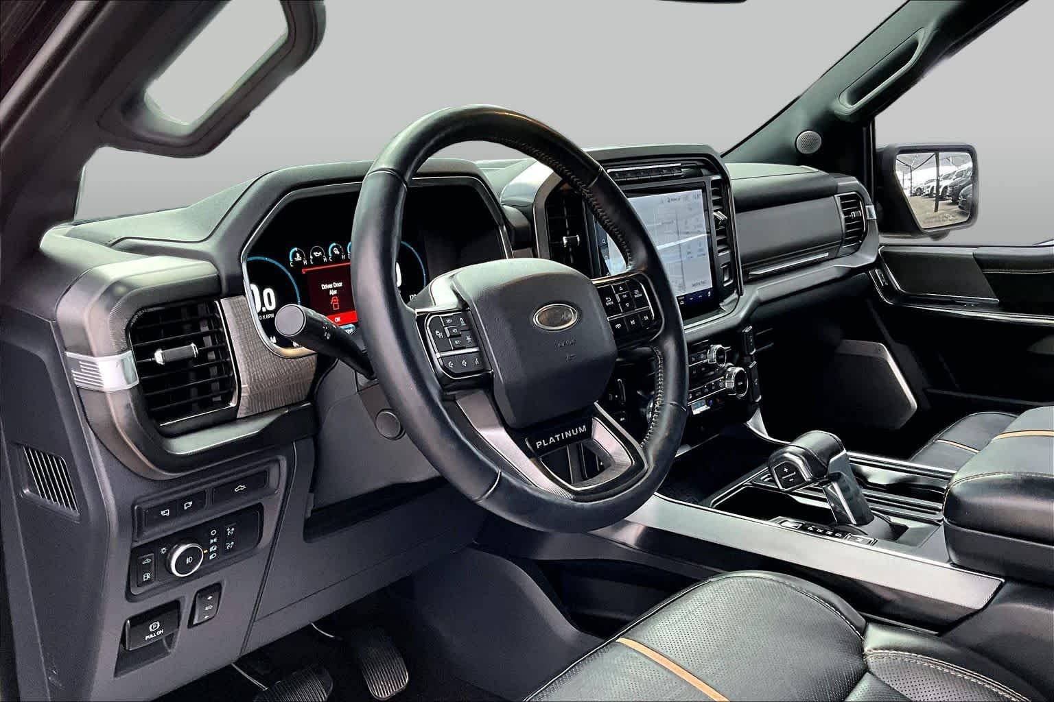 Used 2023 Agate Black Metallic Ford Platinum image 17